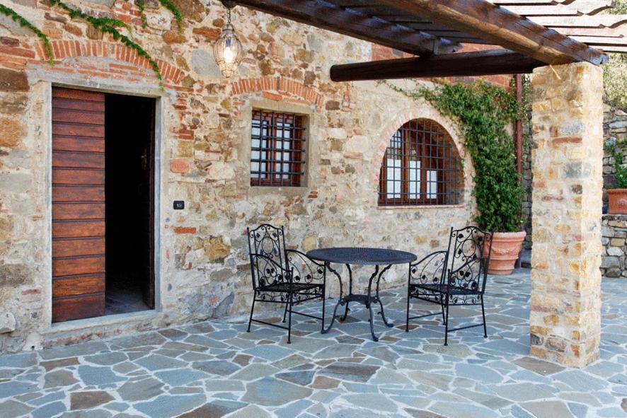 Hotel Relais Colline San Biagio Bacchereto Camera foto